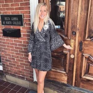 Meet your Posher, Olivia